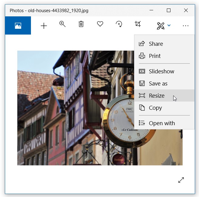 resizing photos in windows 10 photo app